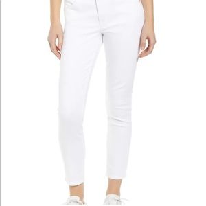 {WIT & WISDOM} White Straight Leg Cropped Jean Size 2